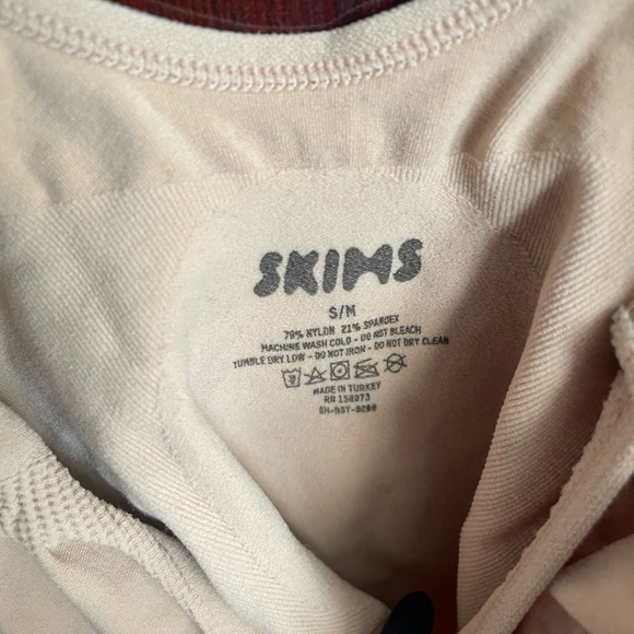 Seamless sculpt bodysuit S/M - Picture 3 of 3